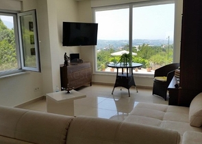 فيلا بموقع مميز في ألانيا /أوبا