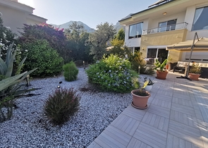 فيلا بموقع مميز في ألانيا /أوبا