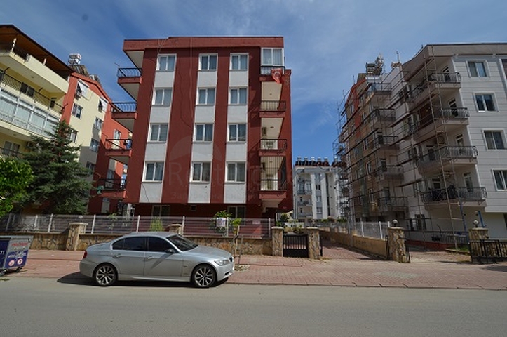 شقة بغرفتي نوم في موقع جيد في أنطاليا