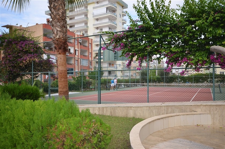 شقة ضمن مجمع سكني فاخر في ماهموت لار 