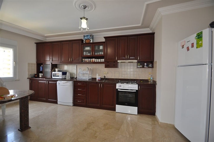 شقة ضمن مجمع سكني فاخر في ماهموت لار 