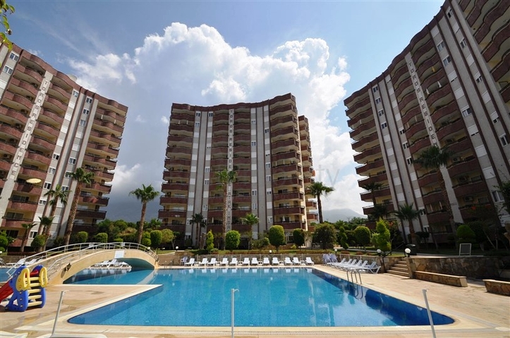 شقة ضمن مجمع سكني فاخر في ماهموت لار 