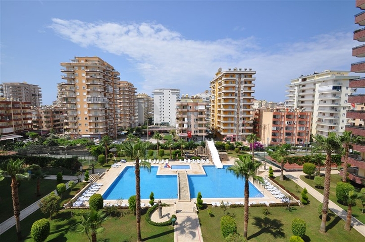 شقة ضمن مجمع سكني فاخر في ماهموت لار 