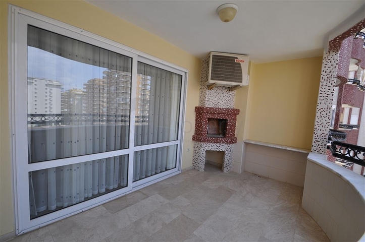 شقة ضمن مجمع سكني فاخر في ماهموت لار 