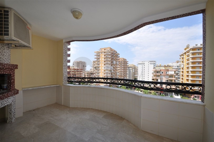 شقة ضمن مجمع سكني فاخر في ماهموت لار 