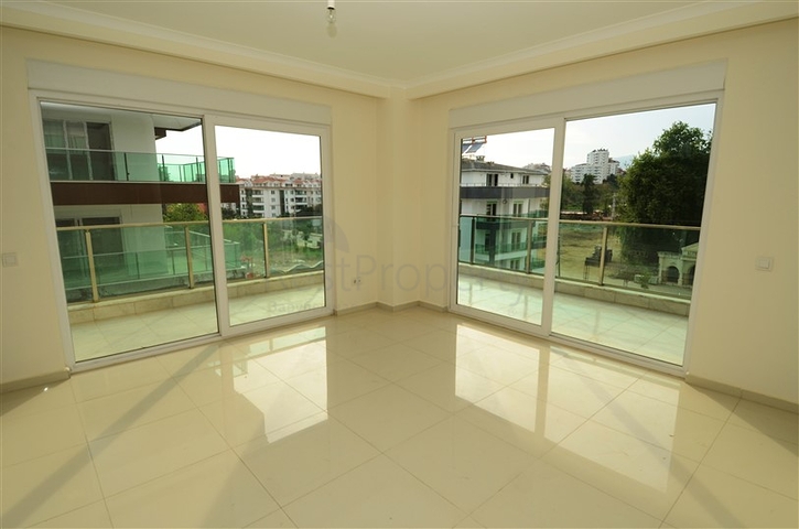 بينت هاوس باطلالة خلابة في كاستيل /ألانيا