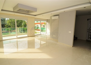 بينت هاوس باطلالة خلابة في كاستيل /ألانيا