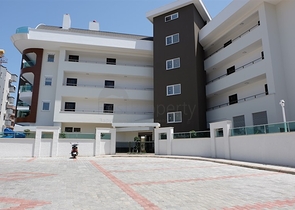 شقة غرفة و صالة في مركز الانيا