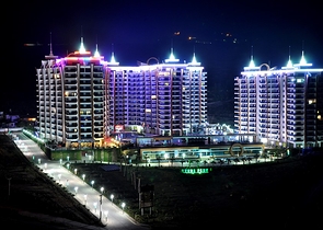 شقق ودوبلكس - ضمن مجمع عائلي فاخر - في مهموتلار / الانيا 