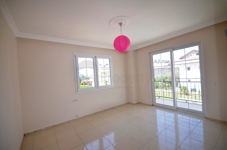 فيلا بتخطيط 6+1 بسعر مغري في منطقة فتحية