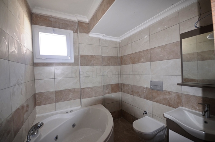 فيلا بتخطيط 6+1 بسعر مغري في منطقة فتحية