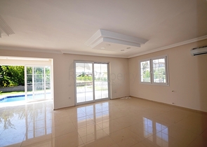 فيلا بتخطيط 6+1 بسعر مغري في منطقة فتحية