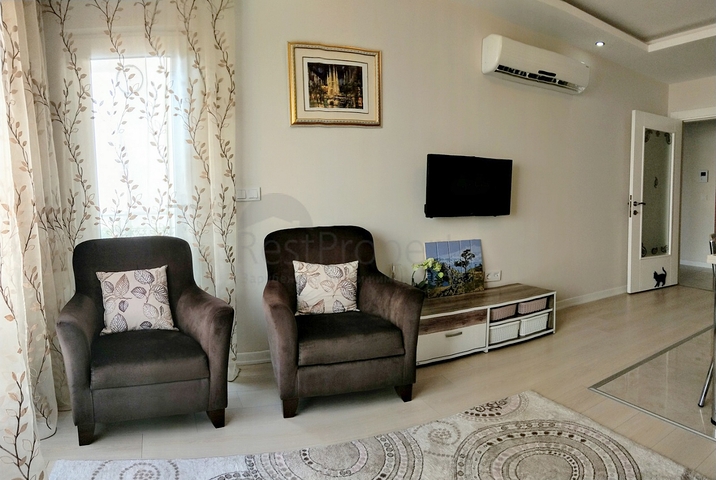 شقة مفروشة في حي ليمان من منطقة كونيالتي – أنطاليا