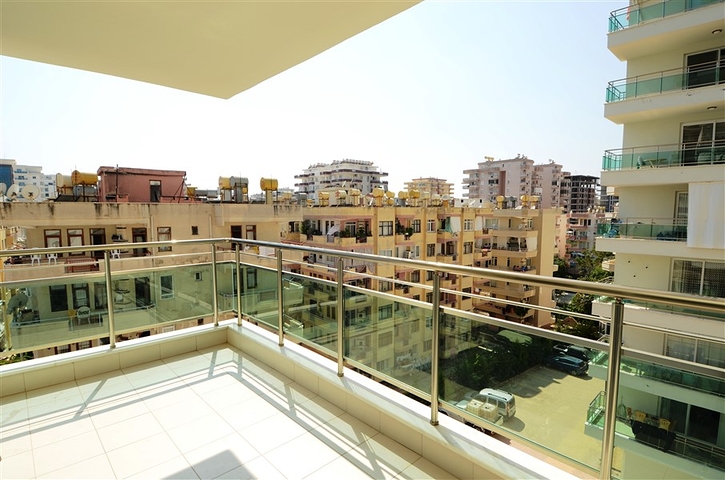 شقة مفروشة في منطقة محمودلار – ألانيا