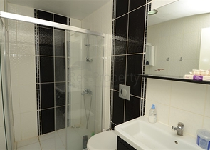 شقة مفروشة بغرفة نوم بسعر مغري في منطقة محمودلار – ألانيا