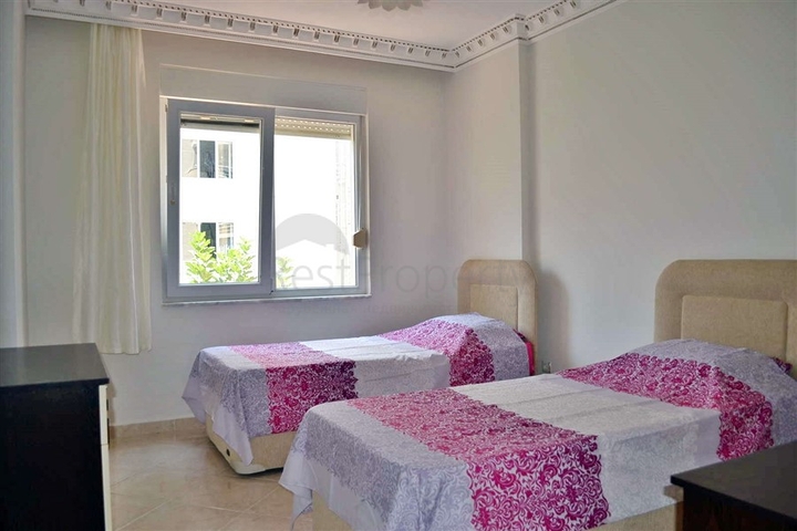 شقة مفروشة بتخطيط 2+1 في منطقة محمودلار – ألانيا