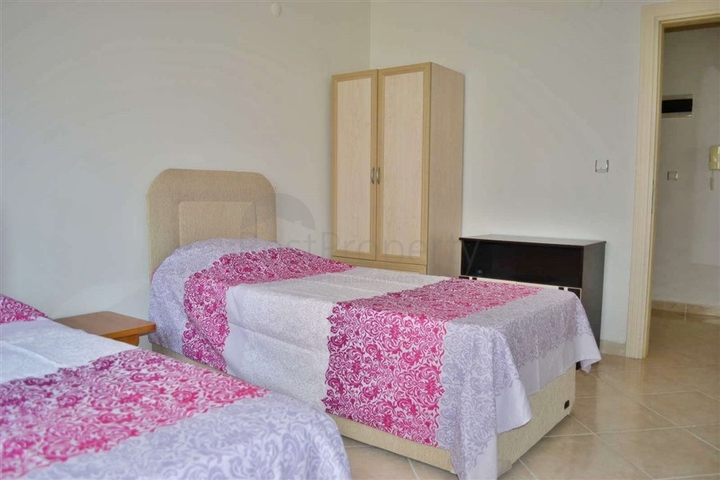 شقة مفروشة بتخطيط 2+1 في منطقة محمودلار – ألانيا