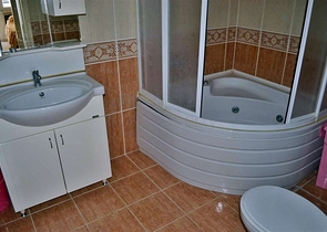 شقة مفروشة بتخطيط 2+1 في منطقة محمودلار – ألانيا