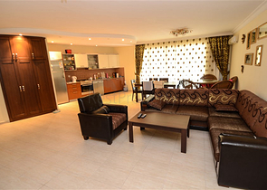 شقة واسعة على مسافة قريبة من البحر في منطقة توسمور – ألانيا