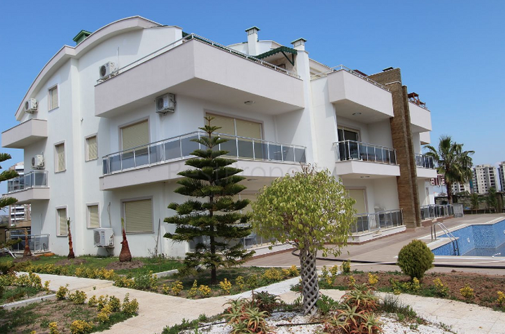 شقق بنتهاوس مفروشة في منطقة لارا – أنطاليا