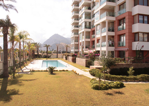 شقة مفروشة فاخرة بإطلالة بحرية وجبلية ساحرة في مدينة انطاليا