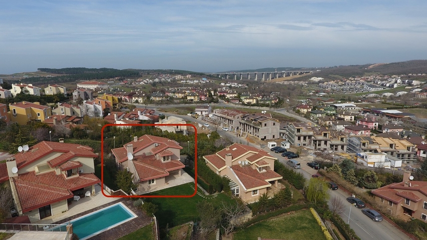                         فيلا فخمة مستقلة في سارير