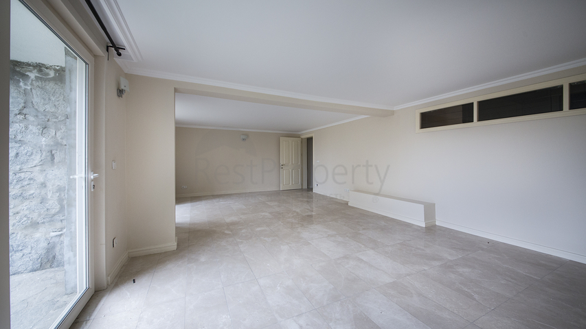                         فيلا فخمة مستقلة في سارير