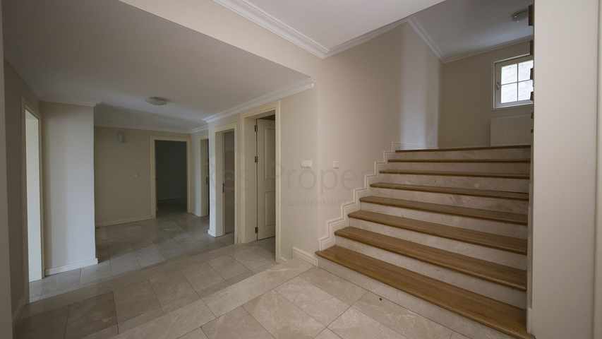                         فيلا فخمة مستقلة في سارير