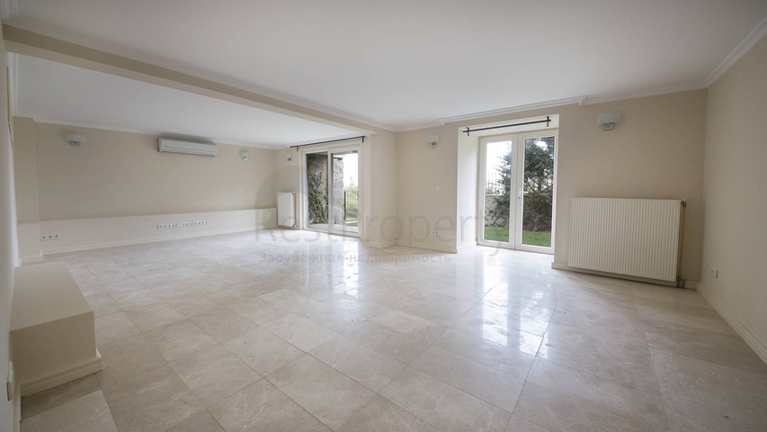                         فيلا فخمة مستقلة في سارير