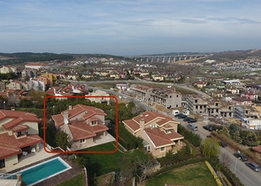                         فيلا فخمة مستقلة في سارير