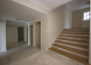                         فيلا فخمة مستقلة في سارير