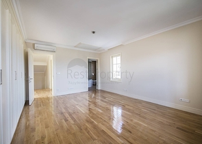                         فيلا فخمة مستقلة في سارير