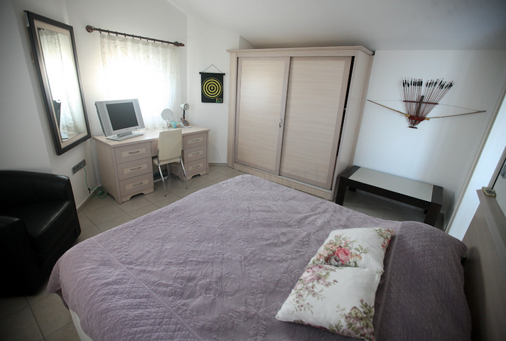 فيلا مفروشة بتخطيط 4+1 في منطقة بيليك