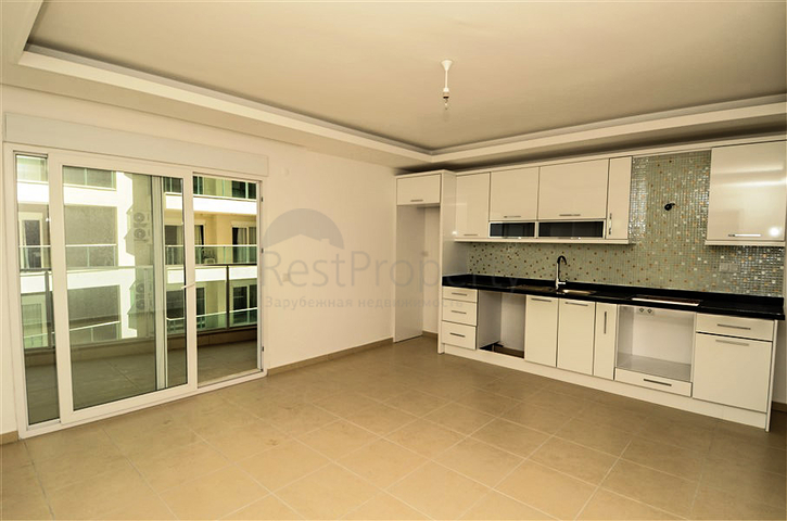 شقة بتخطيط 1+1 ضمن مجمع فاخر في منطقة أفسلار – ألانيا