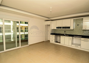 شقة بتخطيط 1+1 ضمن مجمع فاخر في منطقة أفسلار – ألانيا