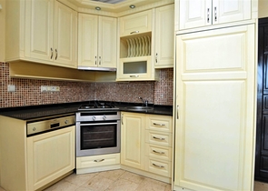 فيلا مفروشة بإطلالات خلابة وساحرة في منطقة كارجي جاك – ألانيا