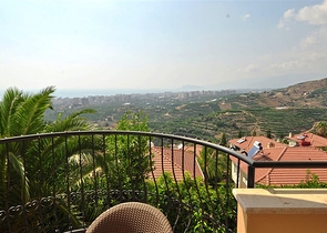 فيلا مفروشة بإطلالات خلابة وساحرة في منطقة كارجي جاك – ألانيا