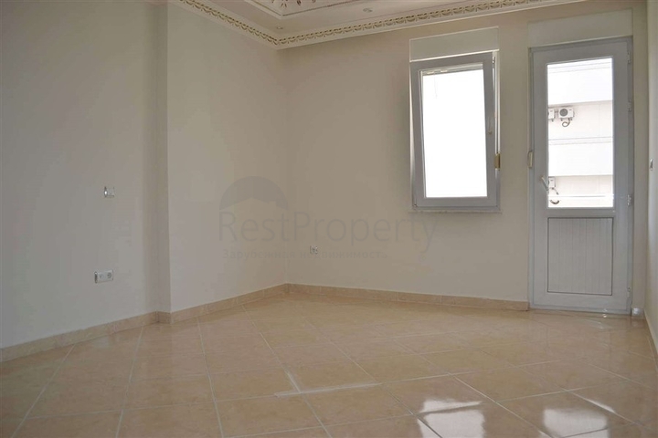 شقة واسعة ومشرقة في منطقة محمودلار – ألانيا