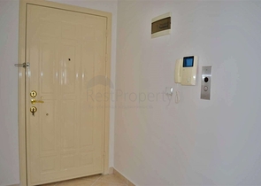 شقة واسعة ومشرقة في منطقة محمودلار – ألانيا