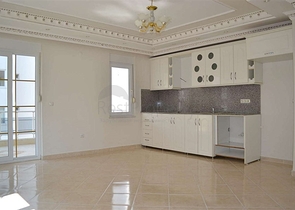 شقة واسعة ومشرقة في منطقة محمودلار – ألانيا