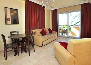 فيلا مفروشة بإطلالات ساحرة على البحر في منطقة كارجي جاك – ألانيا