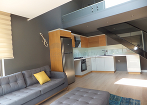 شقة بنتهاوس مفروشة فاخرة في منطقة لارا – أنطاليا