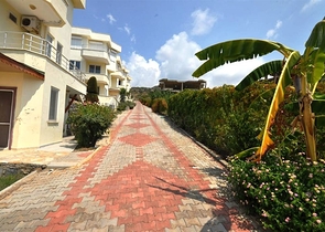 بنتهاوس بإطلالة بحرية مميزة في منطقة ديمرتاش – ألانيا