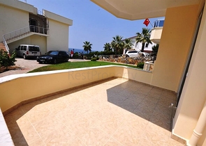 بنتهاوس بإطلالة بحرية مميزة في منطقة ديمرتاش – ألانيا