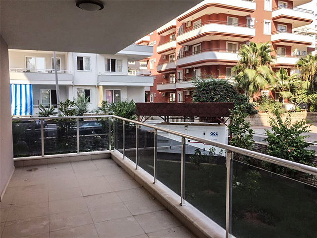 شقة بتخطيط 2+1 بسعر مناسب في منطقة محمودلار – ألانيا