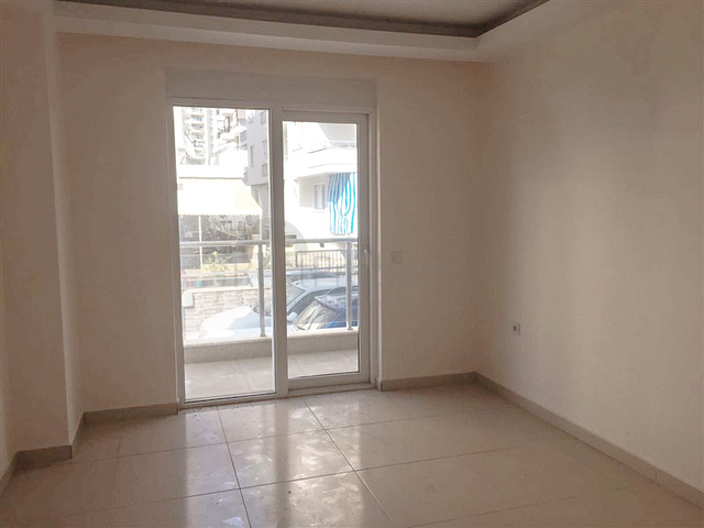 شقة بتخطيط 2+1 بسعر مناسب في منطقة محمودلار – ألانيا