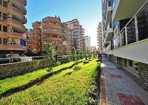 شقة بتخطيط 2+1 بسعر مناسب في منطقة محمودلار – ألانيا