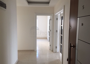 شقة بتخطيط 2+1 بسعر مناسب في منطقة محمودلار – ألانيا