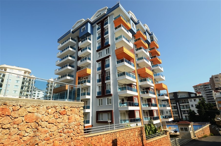 شقة بتخطيط 1+1 في منطقة توسمور – ألانيا