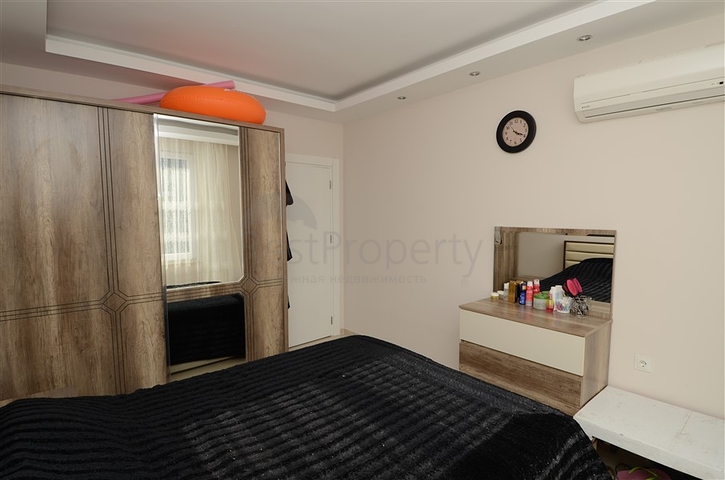 شقة بتخطيط 1+1 في منطقة توسمور – ألانيا